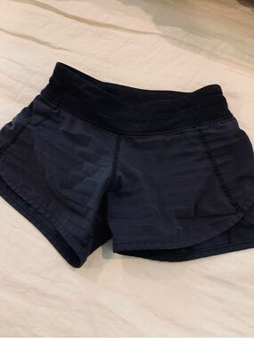 Ivivva (Lululemon) size 10 shorts